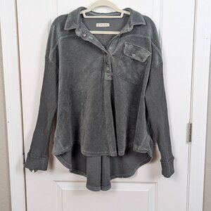 We The Free | Charcoal Gray Collared Henley Top Ribbed Sleeves Size Small